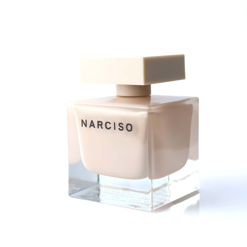 برفيوم مزايا NARCISO