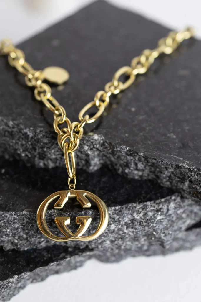 سلسلة GUCCI